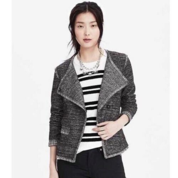 Banana Republic Jackets & Blazers - Banana Republic Black Tweed Fringe Jacket